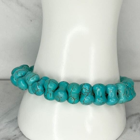 Chunky Faux Turquoise Beaded Stretch Bracelet - Picture 3 of 7